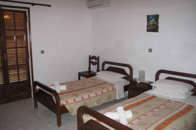 Nikatsas Cottage No 3 - image 18