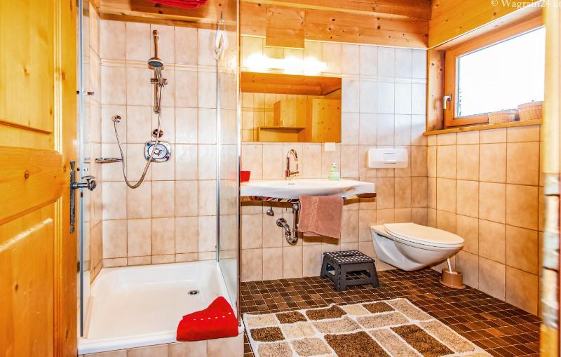 Three-Bedroom Holiday Home  image 2