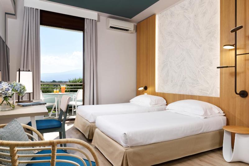 Premium Double or Twin Room image 4