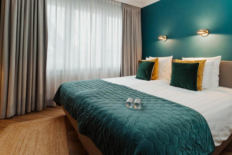Triple Room with Private Bathroom image 3