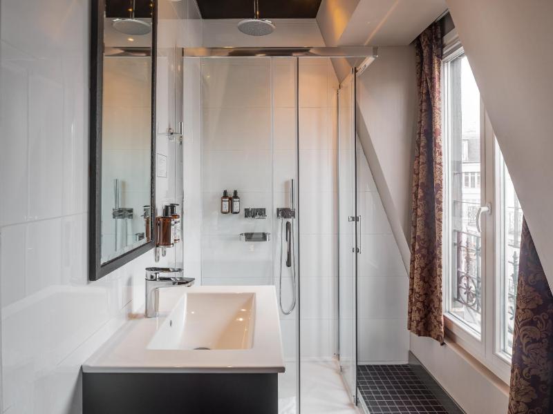 Classic Single Room image 3