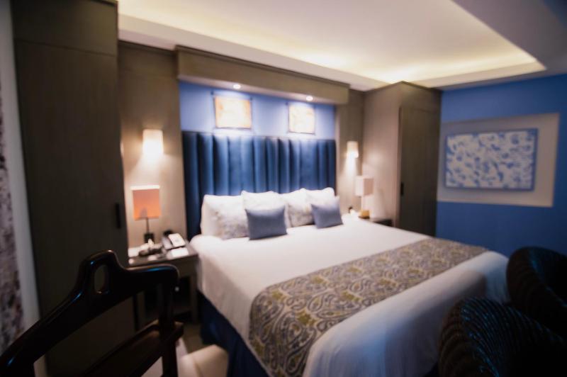 Hotel HBlue Centro - image 35