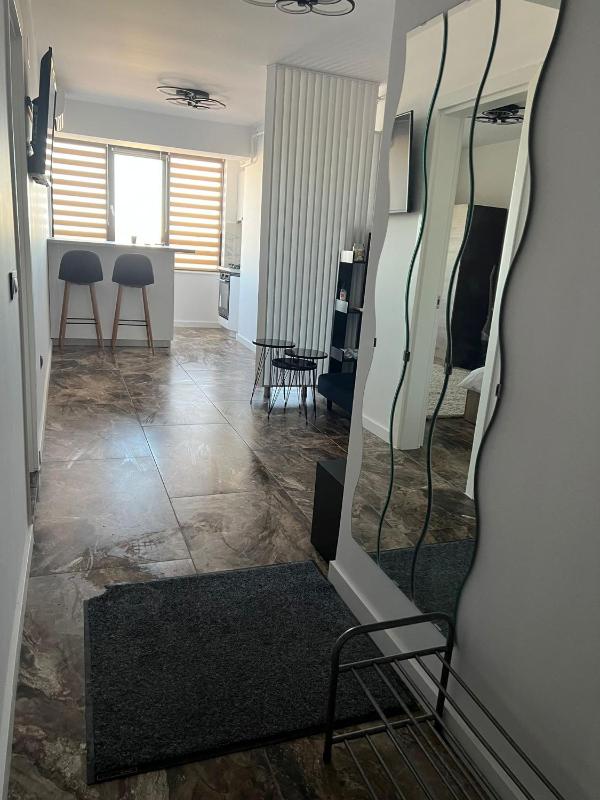 Apartament bloc nou - self check in - free parking - image 21