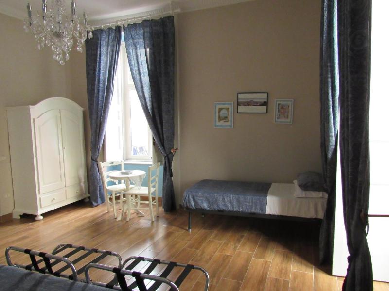 Triple Room with Private Bathroom image 4