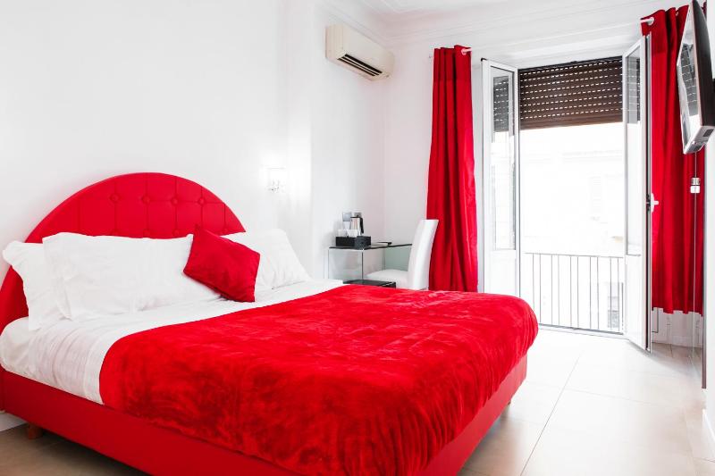 Standard Double Room image 2