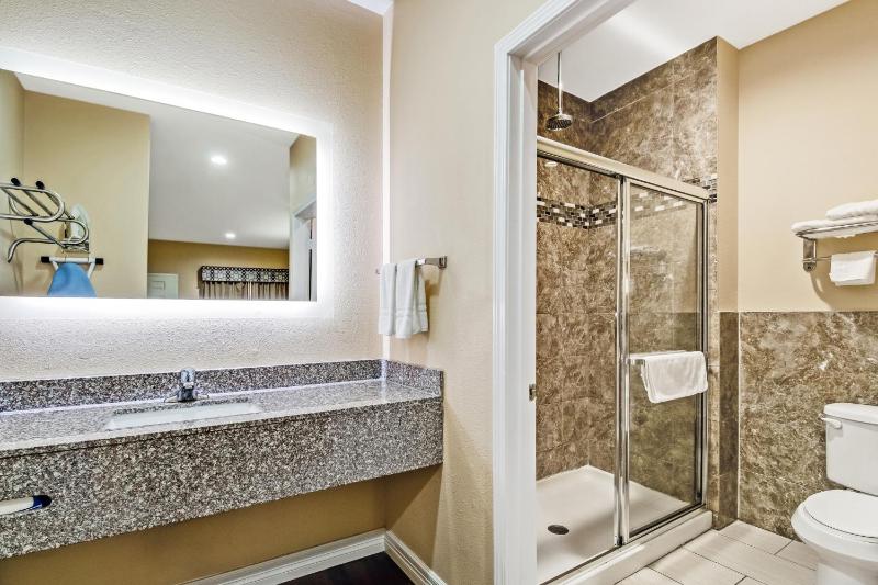 Americas Best Value Inn Houston at FM 529 - image 15