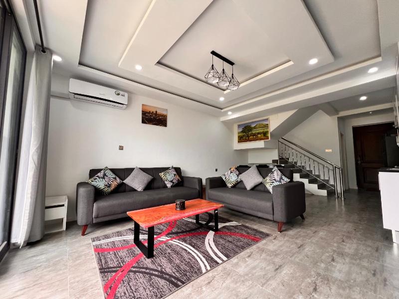 Fabz Apartment - image 14