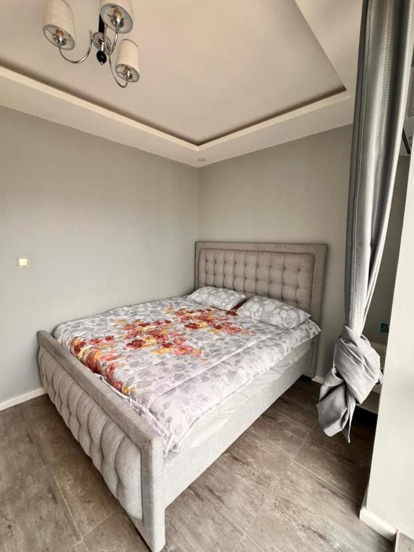 Fabz Apartment - image 9