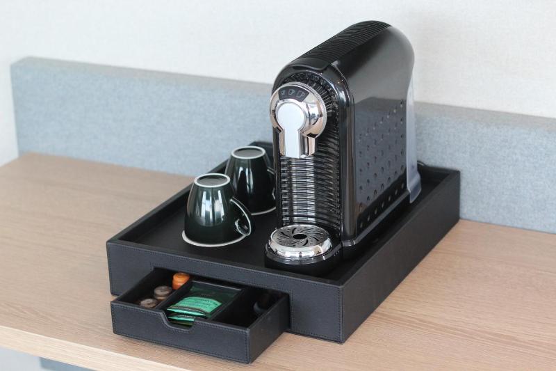 Standard Twin Room image 2