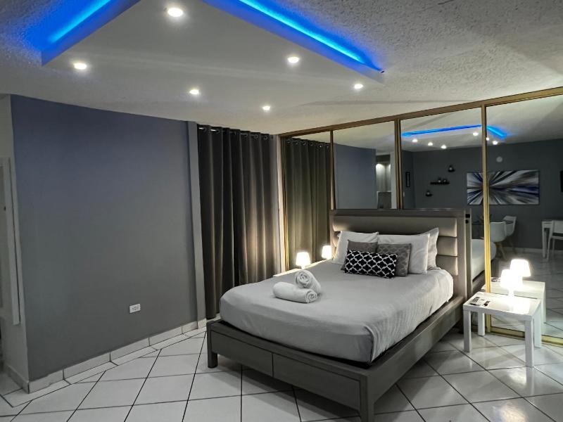 Studio Apartment image 2