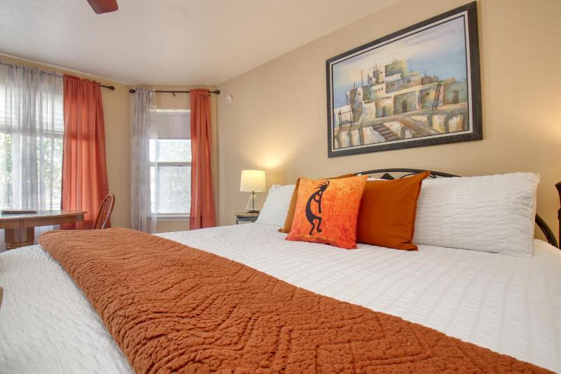 King Suite image 2