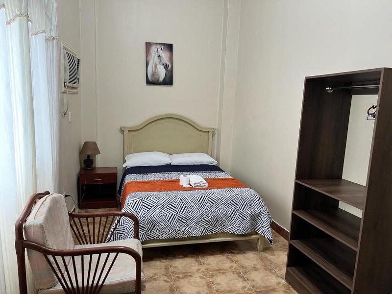 Atlantic Suites Hotel - image 2