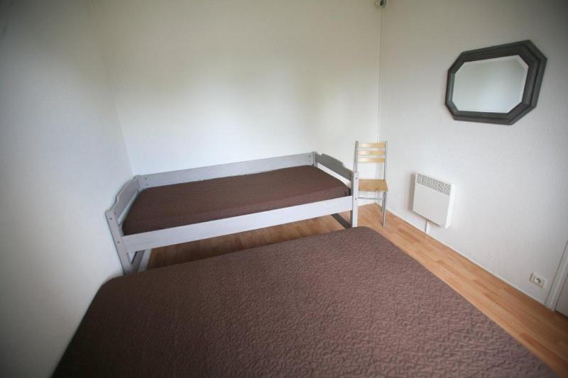 One-Bedroom Apartment image 3