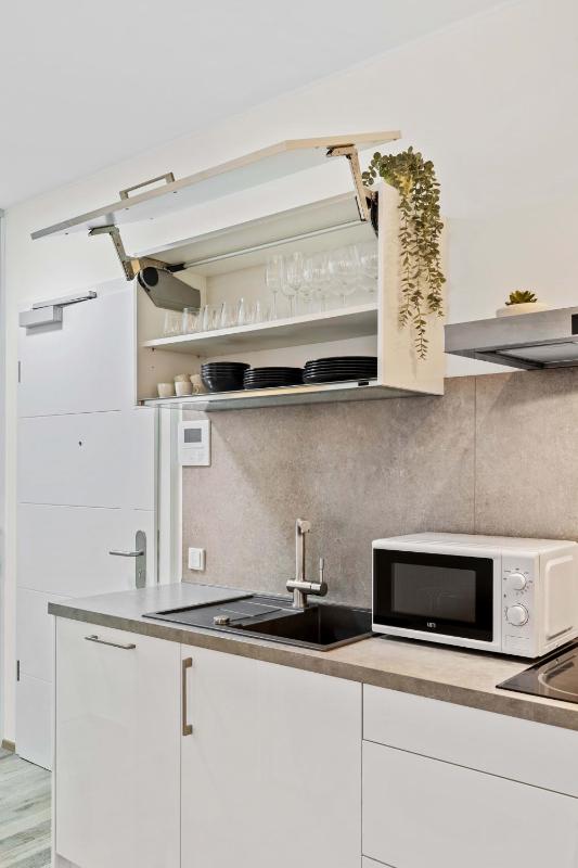 Chic Stay in Limpertsberg Near City Center - image 10