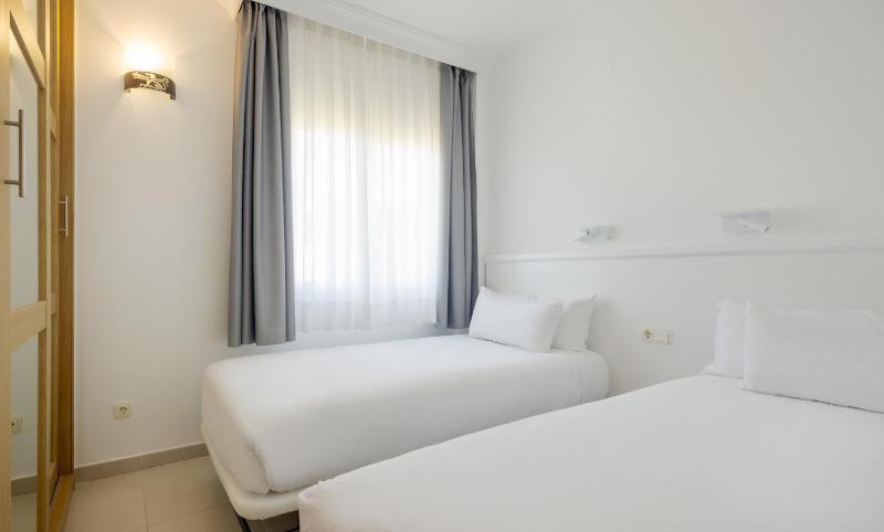 Two-Bedroom Villa (4 Adults) image 4