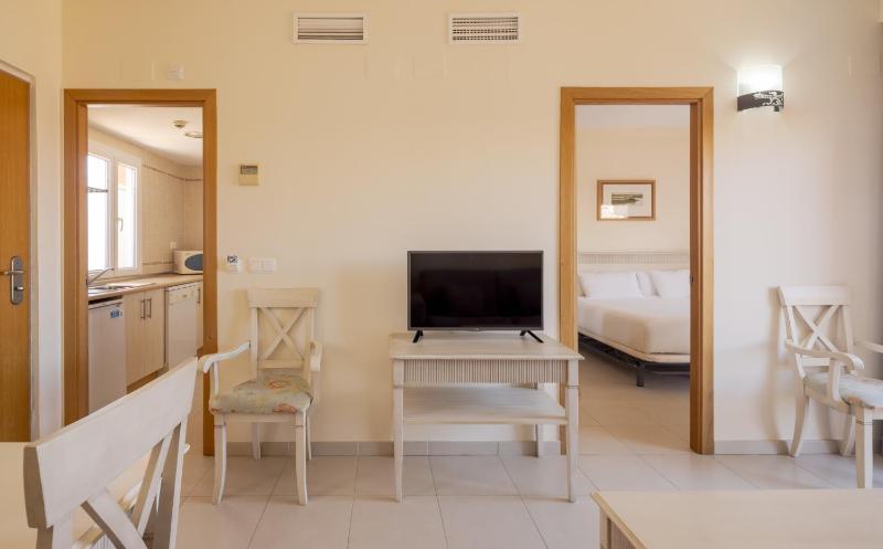 Two-Bedroom Apartment (5 Adults) image 4