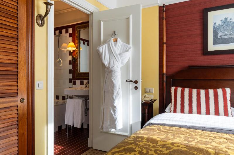Executive Triple Room image 4