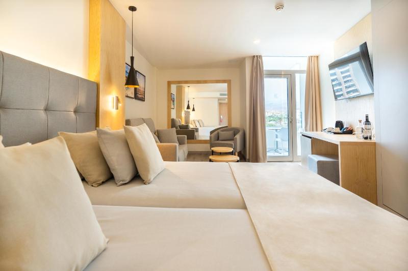Junior Suite image 3