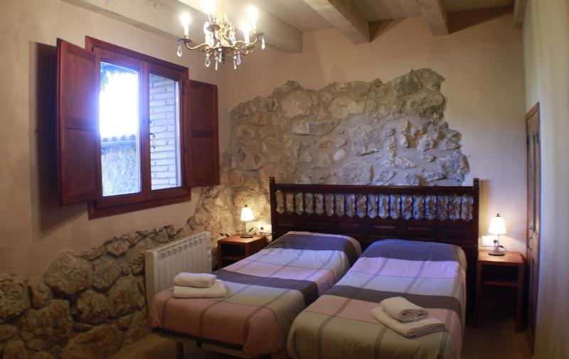 Three-Bedroom House - EL Puit image 3
