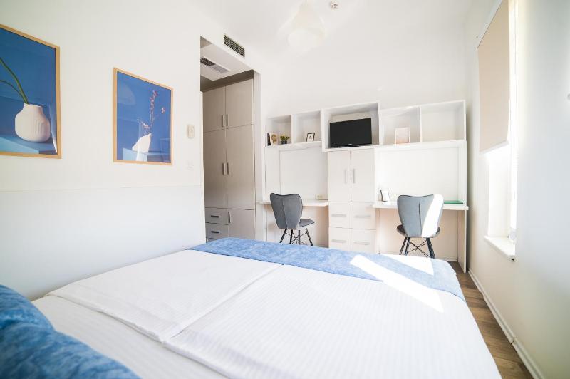 Standard Double or Twin Room image 1