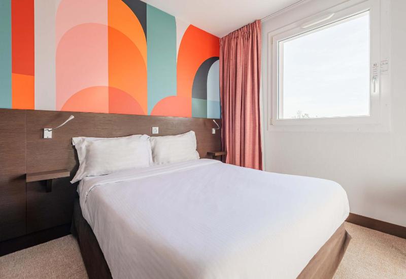 Double Room - Disability Access image 4