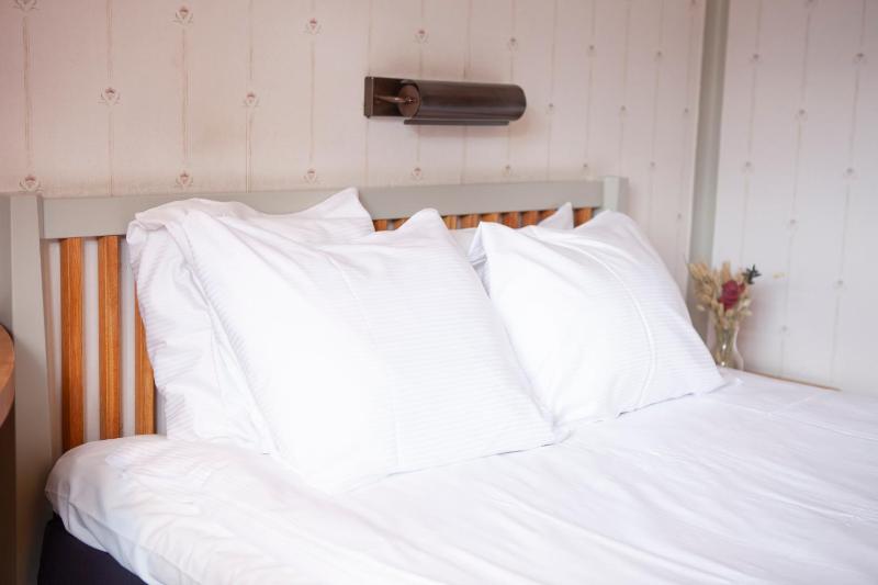 Comfort Double or Twin Room image 4