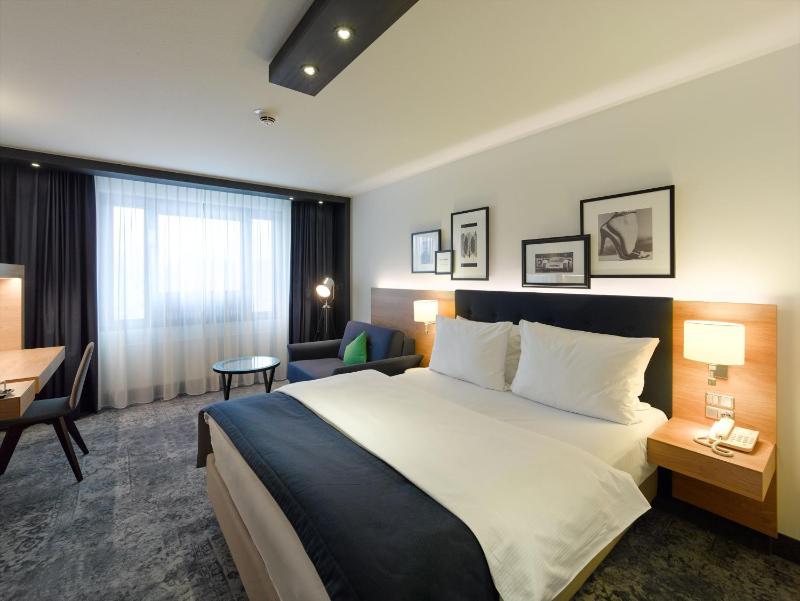 Standard Room image 2