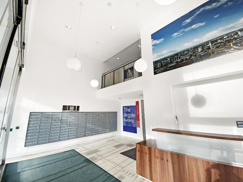 One Bedroom Apartment - Argyle Steet image 3