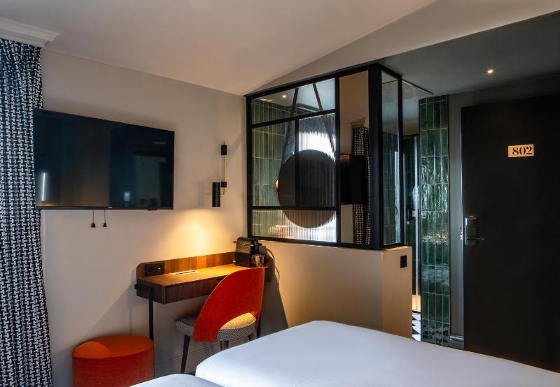 Superior Queen Room image 1