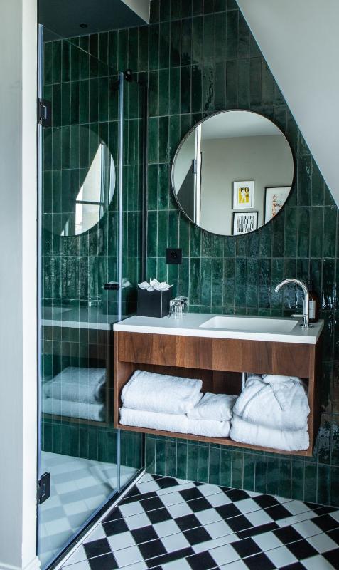 Standard Single Room image 4