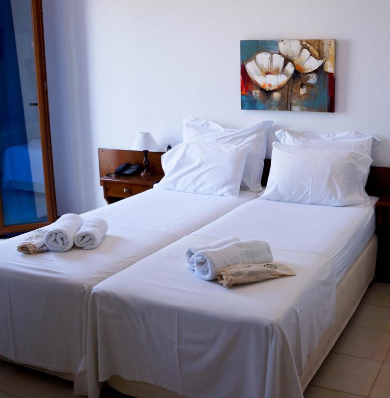 Double Room with Sea View image 1