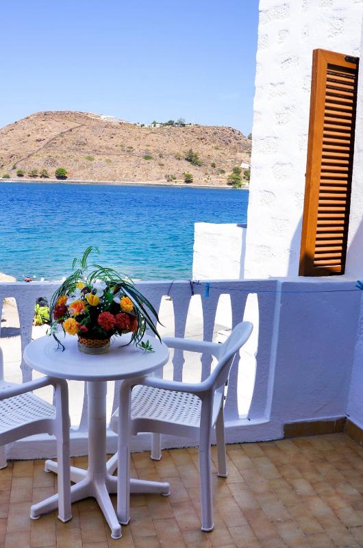 Double Room with Sea View image 2