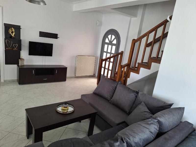 Apartment with Balcony image 3