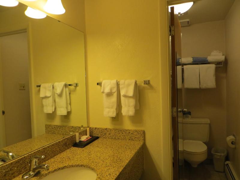 Two-Bedroom Queen Suite - Non-Smoking image 4