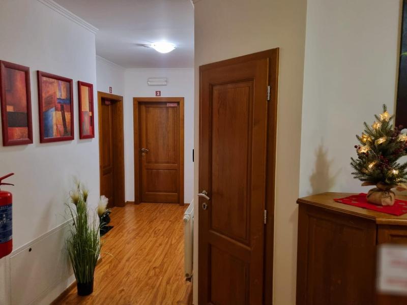 Double Room image 2