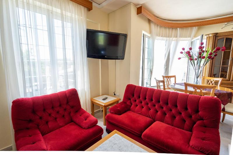 Suite with Mountain View image 3