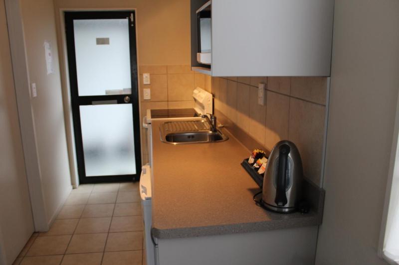 Devonwood Motel - image 7