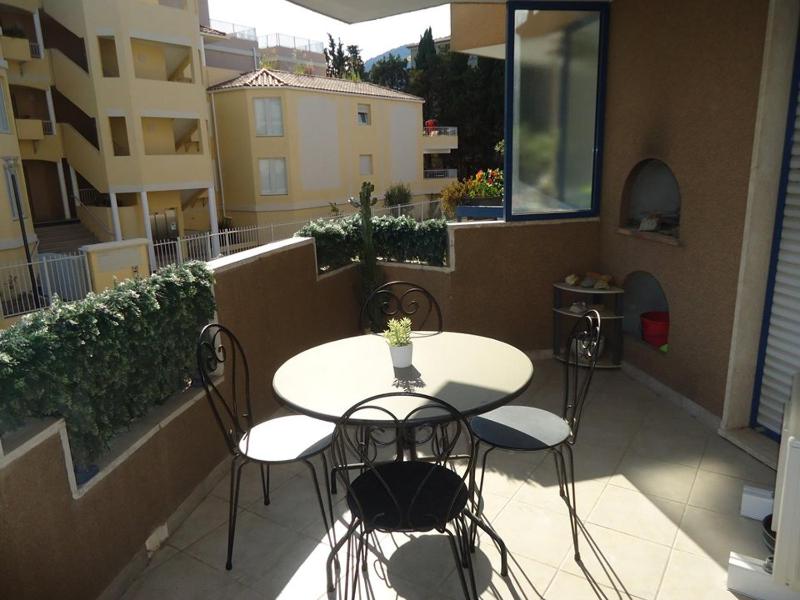 Joli 2 pièces climatisé avec terrasse - image 9
