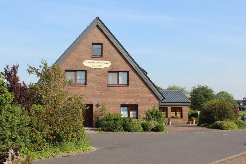 Deichhotel Grube - image 30
