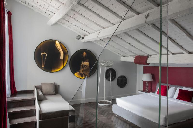 Junior Suite with Terrace image 1