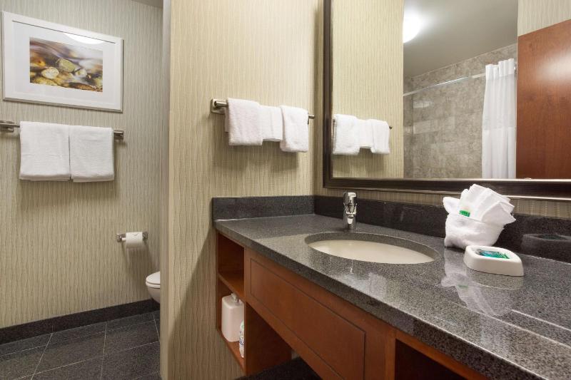 King Suite image 2