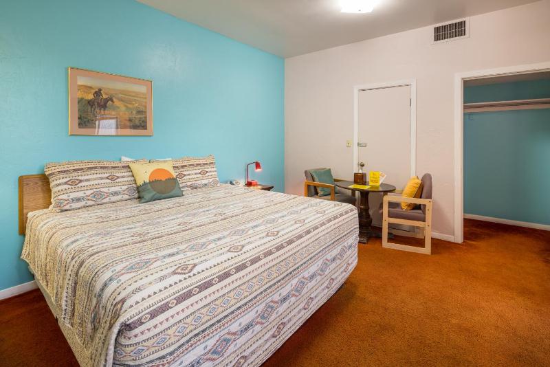 Apache Motel - image 22
