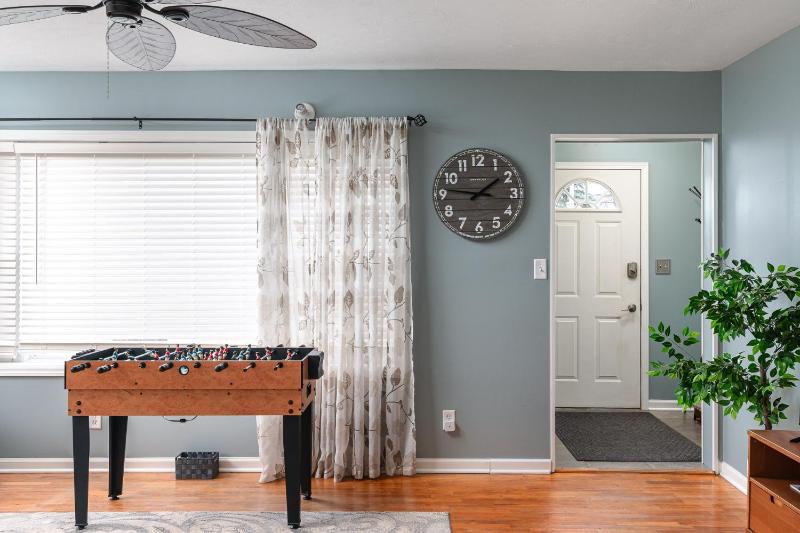 Two-Bedroom House image 4