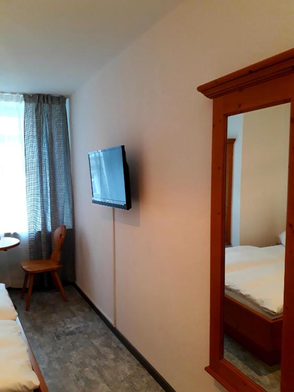 Single Room image 1