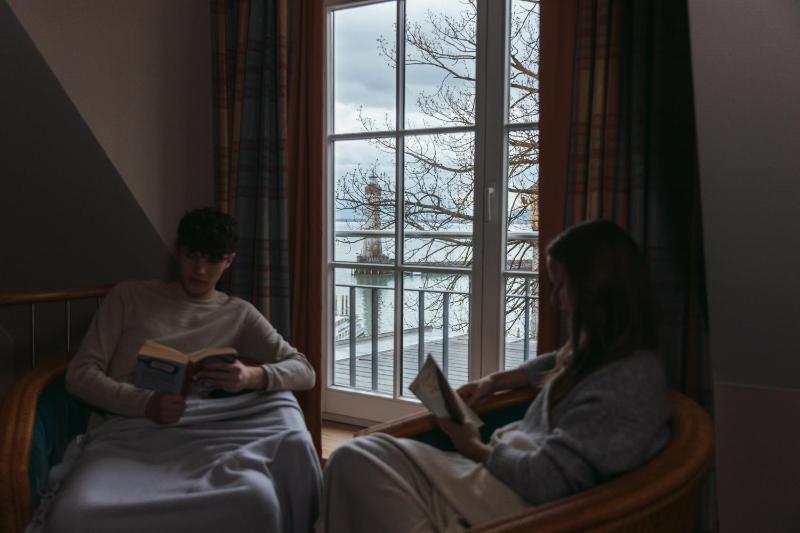Deluxe Double or Twin Room with Lake View image 4
