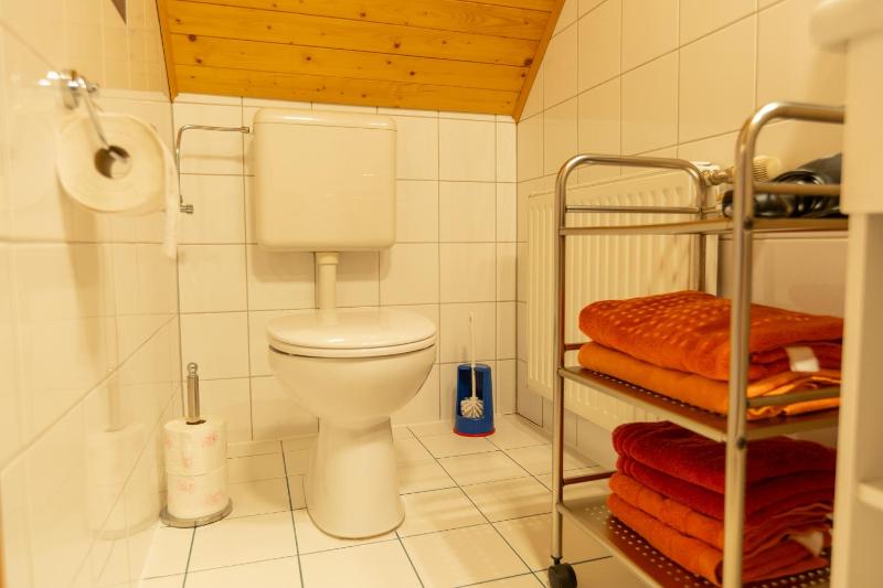 Small Double Room image 2