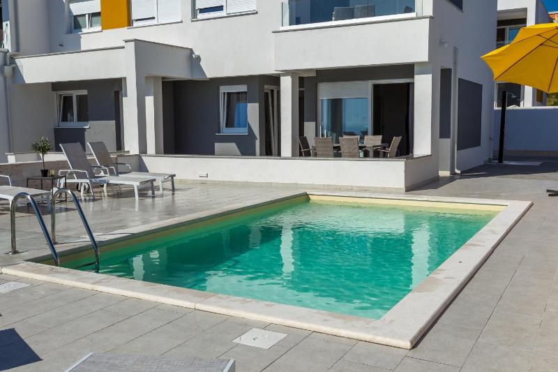 Pool Apartments Villa Dalia - image 14