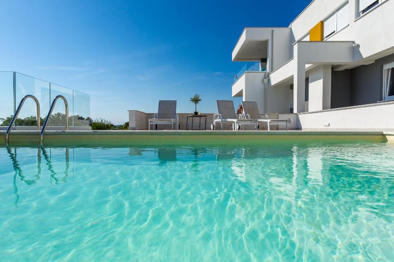Pool Apartments Villa Dalia - image 16