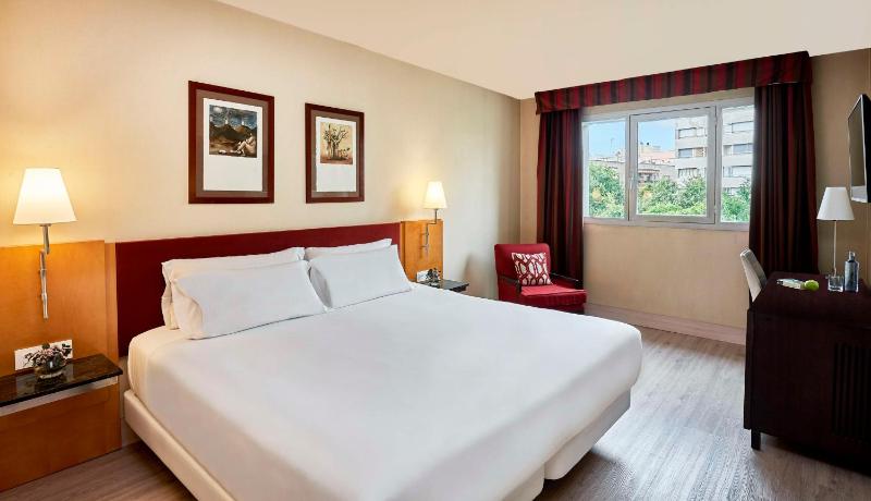 Family Adjoining Room (2 Adults + 2 Children) image 2