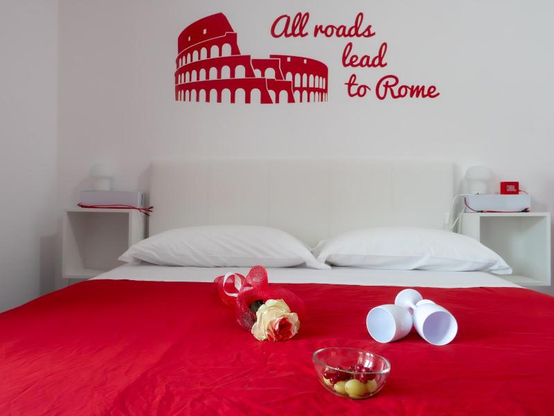 Deluxe Double Room image 1